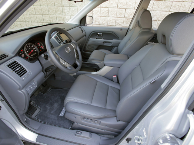 2007 Honda Pilot Utility 4D LX 2WD