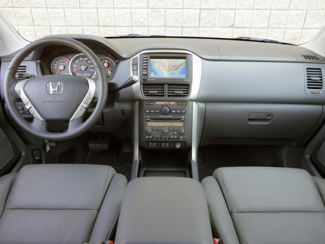 2007 Honda Pilot Utility 4D LX 2WD