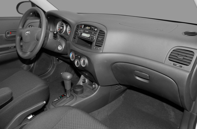 2007 Hyundai Accent Sedan 4D GLS