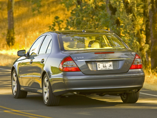 2007 Mercedes-Benz E-Class Sedan 4D E550