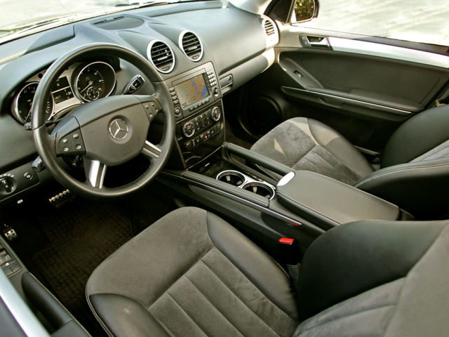 2007 Mercedes-Benz M-Class Utility 4D ML350 4WD