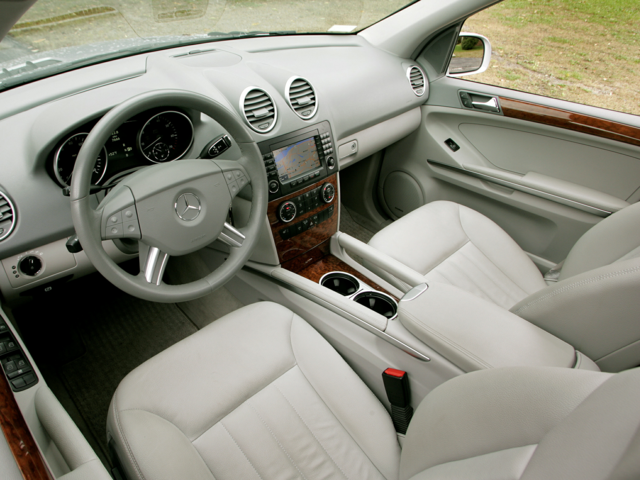 2007 Mercedes-Benz M-Class Utility 4D ML350 4WD