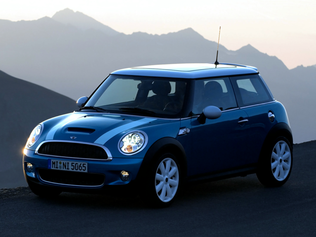 2007 MINI Cooper Hardtop Wagon 2D S
