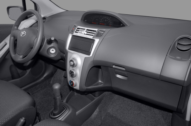 2007 Toyota Yaris Sedan 4D S