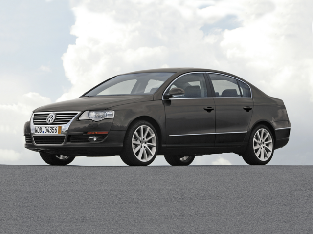 2007 Volkswagen Passat Sedan 4D 3.6 4Motion Luxury