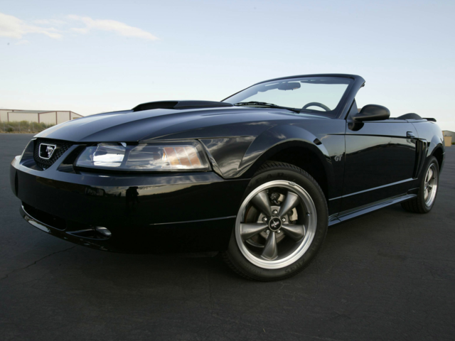 2004 Ford null 2 Door Convertible