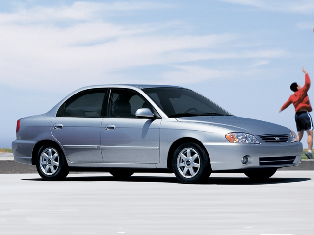 2004 Kia null 4 Door Hatchback GS