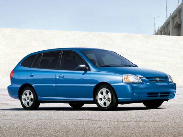 2004 Kia null 4 Door Sedan