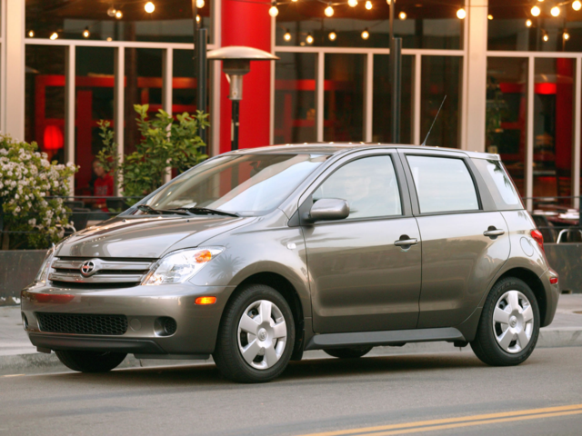2004 Scion null 5 Door Hatchback Rally Sport 1.0(**)