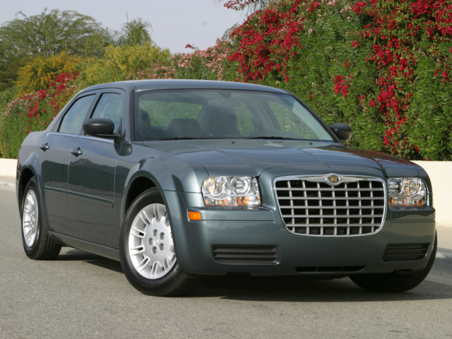 2005 Chrysler null 4 Door Sedan 300C AWD V8