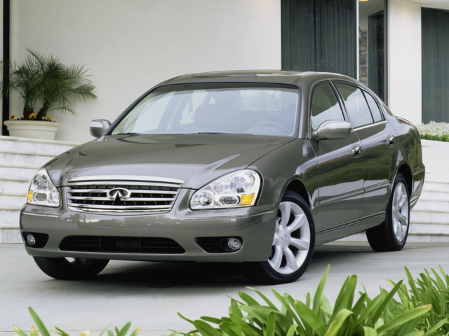 2005 INFINITI null 4 Door Sedan