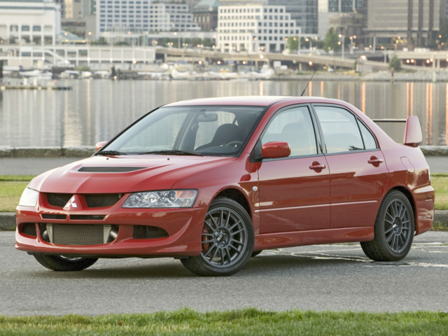 2005 Mitsubishi null 4 Door Sedan ES