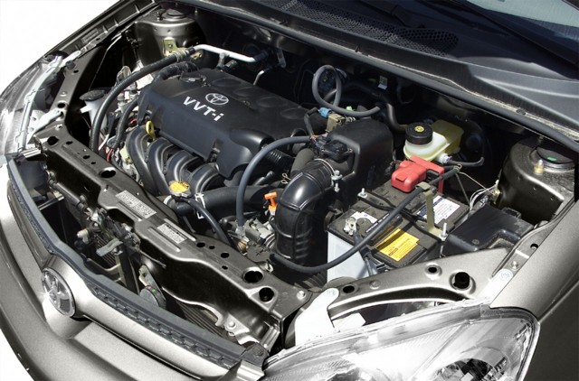 2005 Toyota null 4 Door Sedan