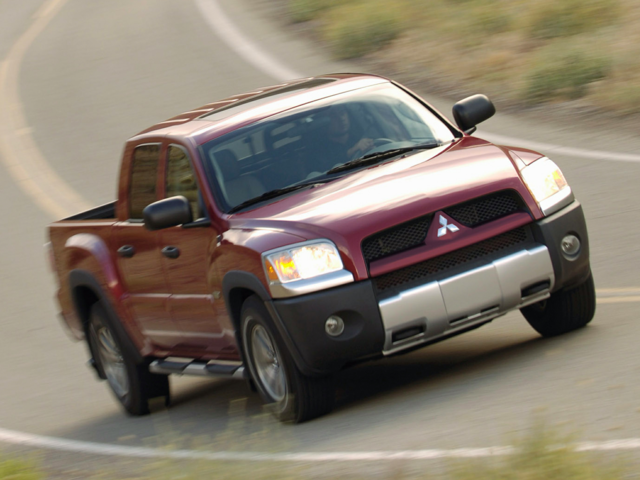 2007 Mitsubishi Raider LS 4WD V8