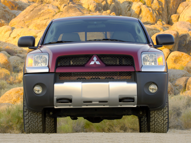 2007 Mitsubishi Raider LS 2WD