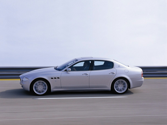 2007 Maserati Quattroporte 4 Door Sedan (Auto)