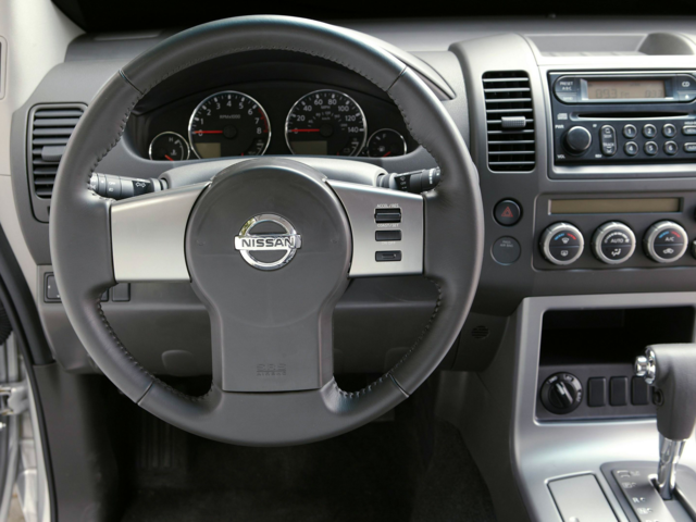 2007 Nissan Pathfinder Utility 4D SE Off-Road 4WD
