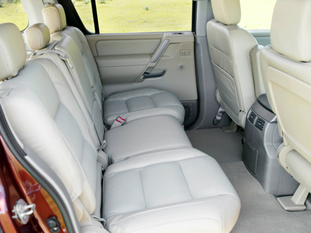 2007 Nissan Armada Utility 4D SE 2WD