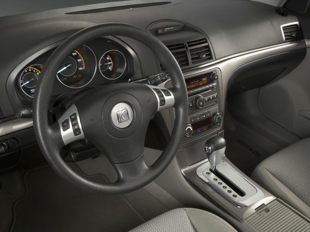 2007 Saturn Aura Sedan 4D Green Line