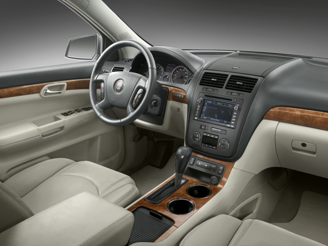 2007 Saturn Outlook Wagon 4D XR 2WD