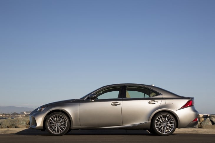 2019 lexus is