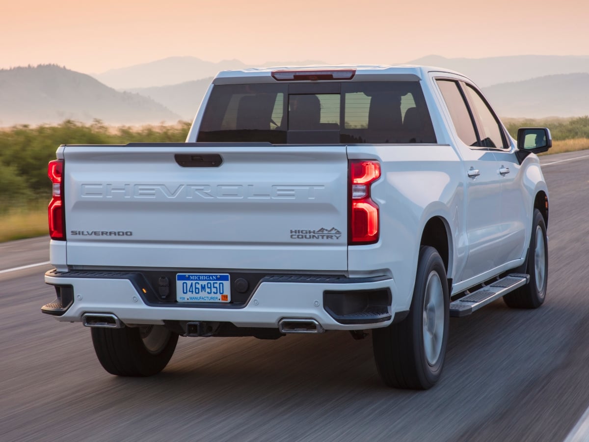 2021 Chevrolet Silverado High Country White Rear Quarter View
