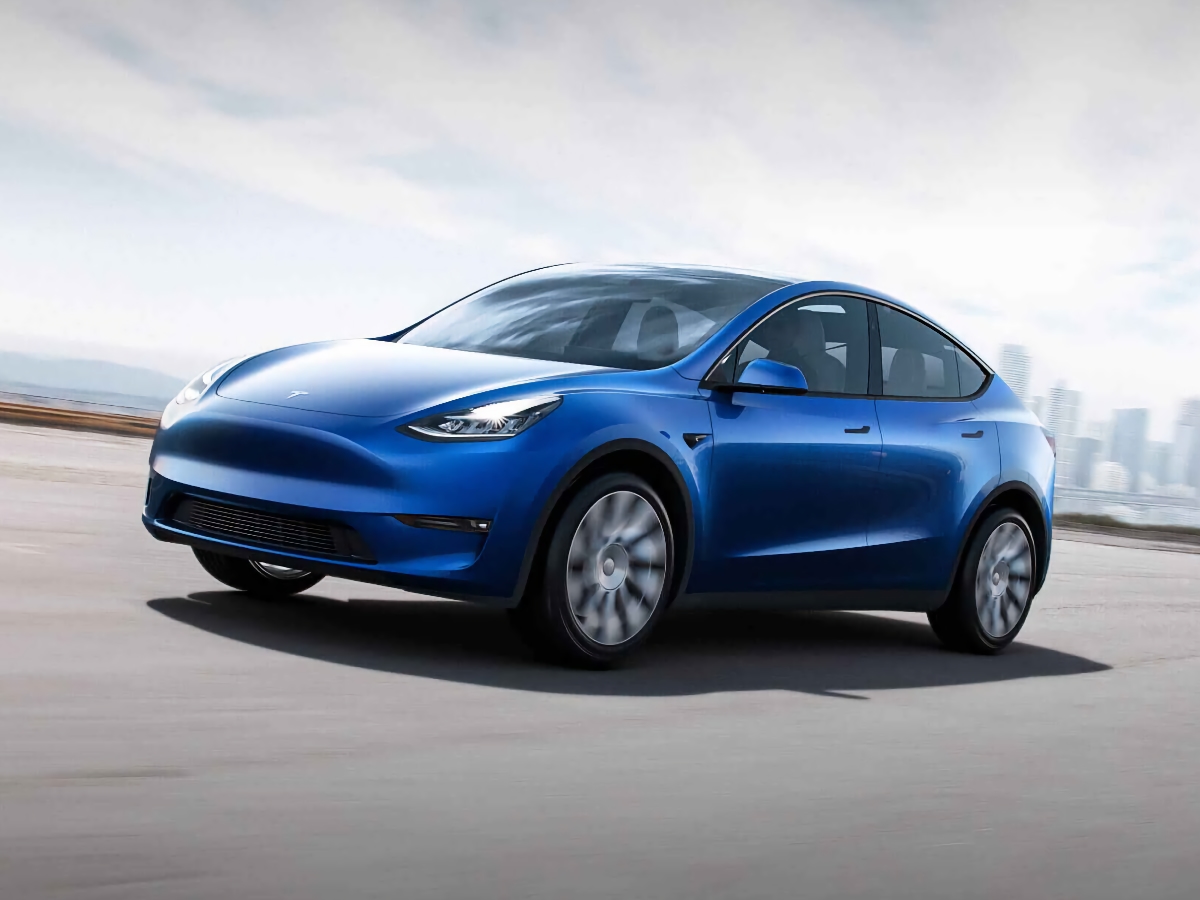 2021 Tesla Model Y Blue Front Quarter View