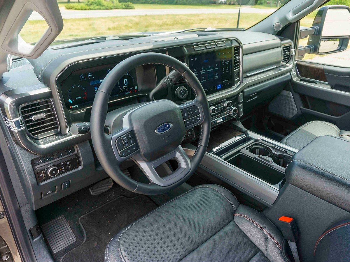 2023 Ford F-Series Super Duty Interior Dashboard