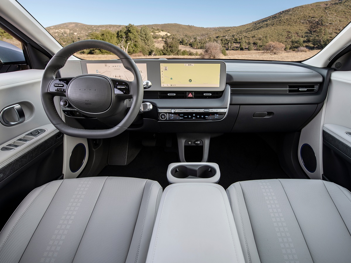 2023 Hyundai Ioniq 5 Interior Dashboard