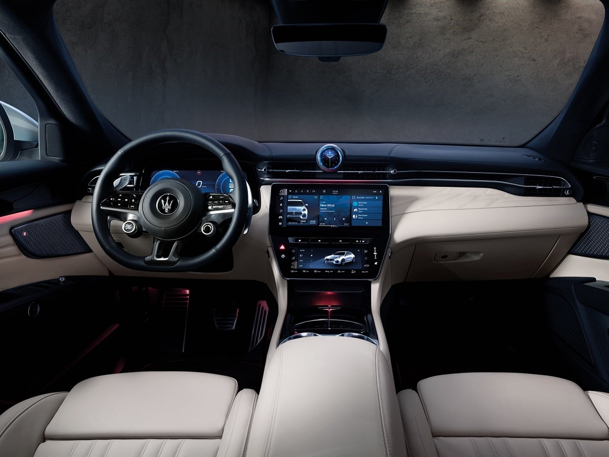 2023 Maserati Grecale Modena Interior Dashboard