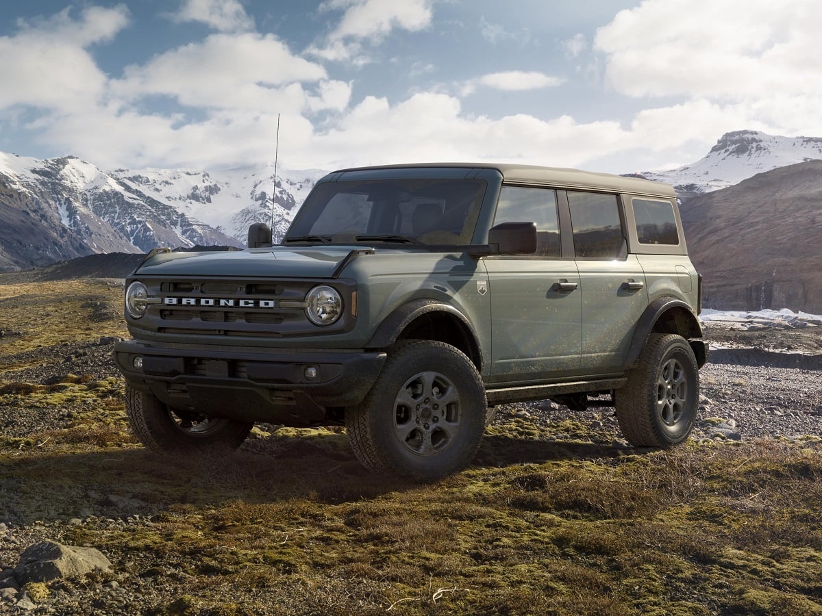 2024 Ford Bronco Big Bend Cactus Front Quarter View