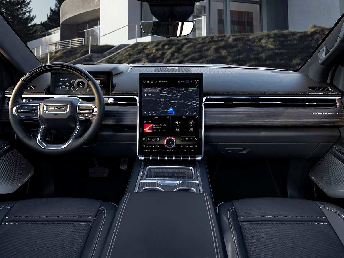 2024 GMC Sierra EV Denali Edition 1 Interior Dashboard