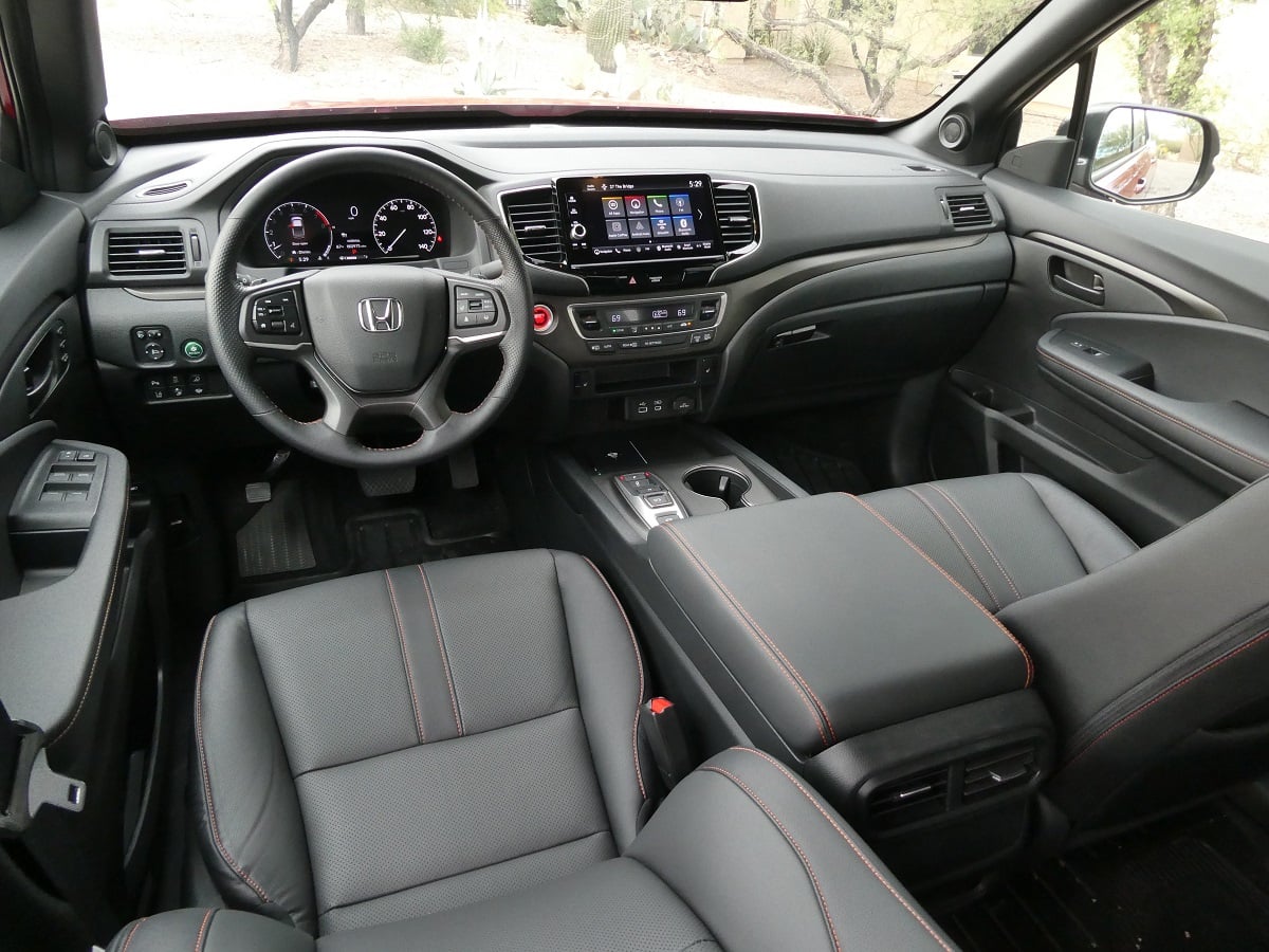 2024 Honda Ridgeline TrailSport Black Interior Dashboard