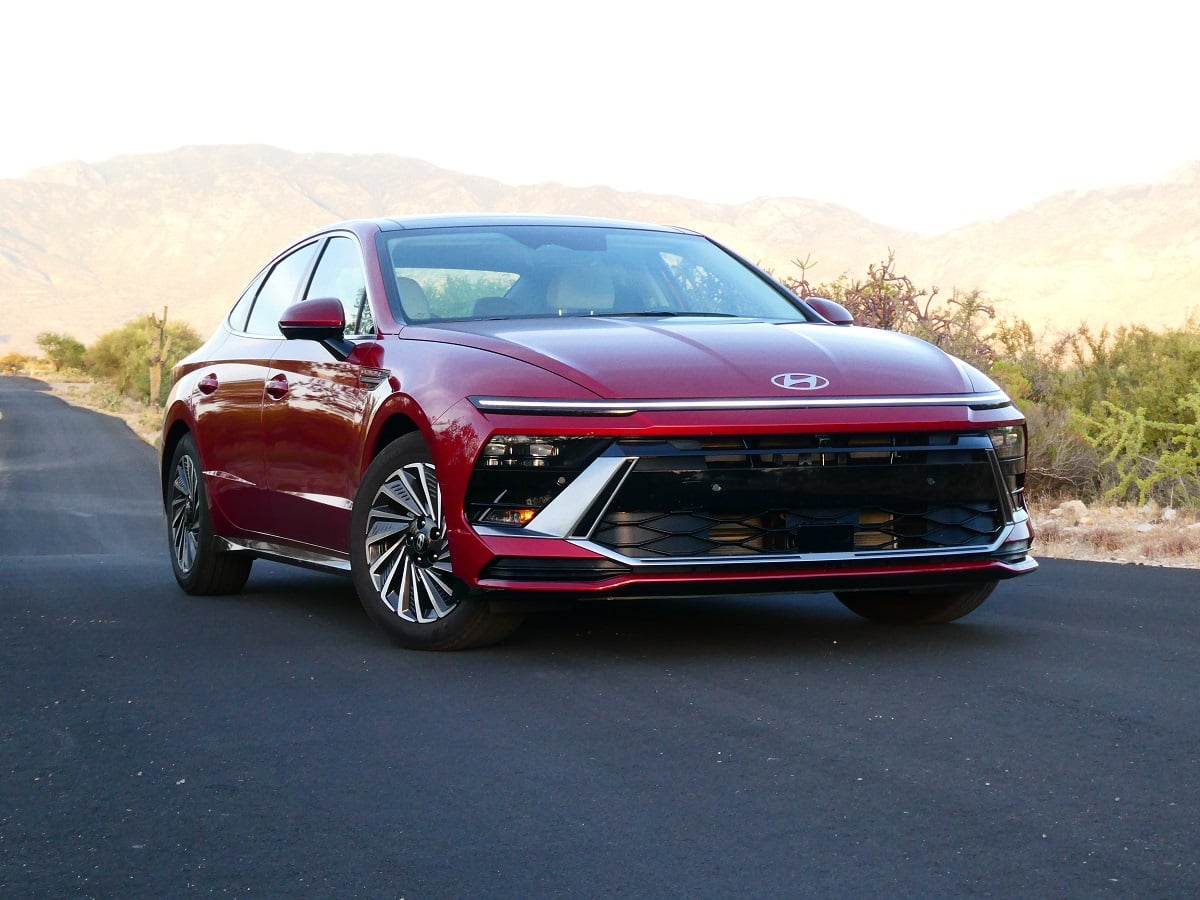 2024 Hyundai Sonata Limited Hybrid Ultimate Red On-Road Driving Impression