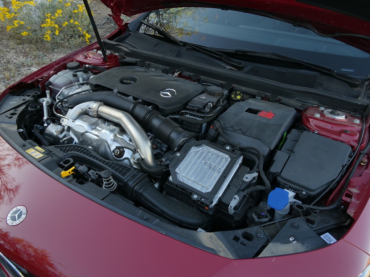 2024 Mercedes-Benz CLA 250 Mild-Hybrid Engine