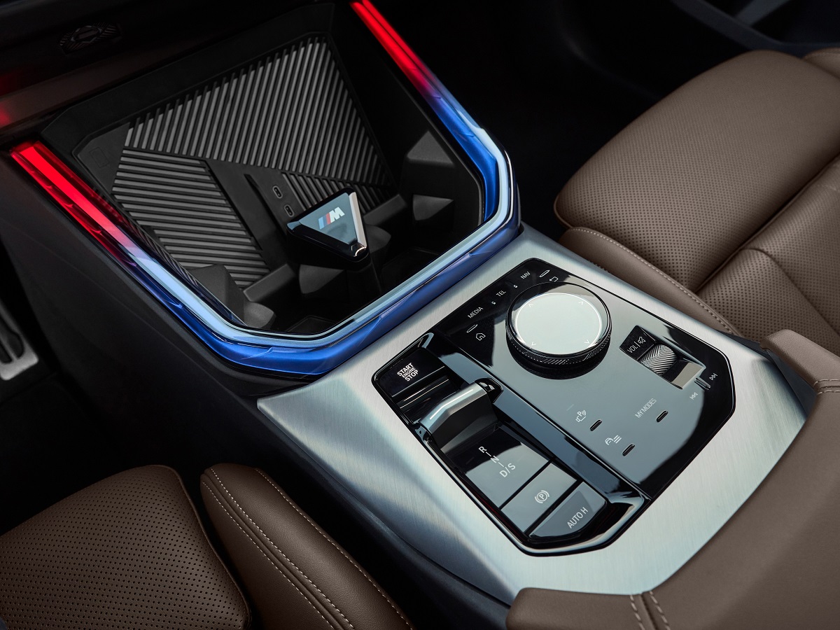 2025 BMW X3 M50 xDrive iDrive Controller European model