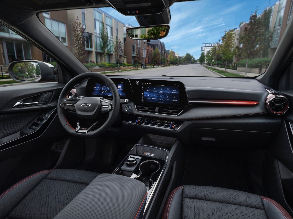 2025 Chevrolet Equinox RS Interior Dashboard