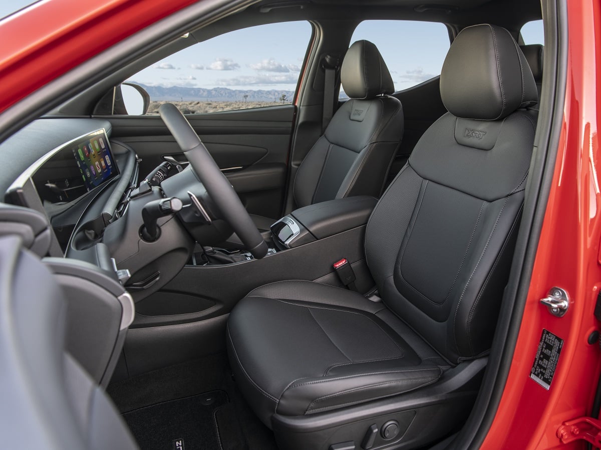2025 Hyundai Santa Cruz XRT Front Seats
