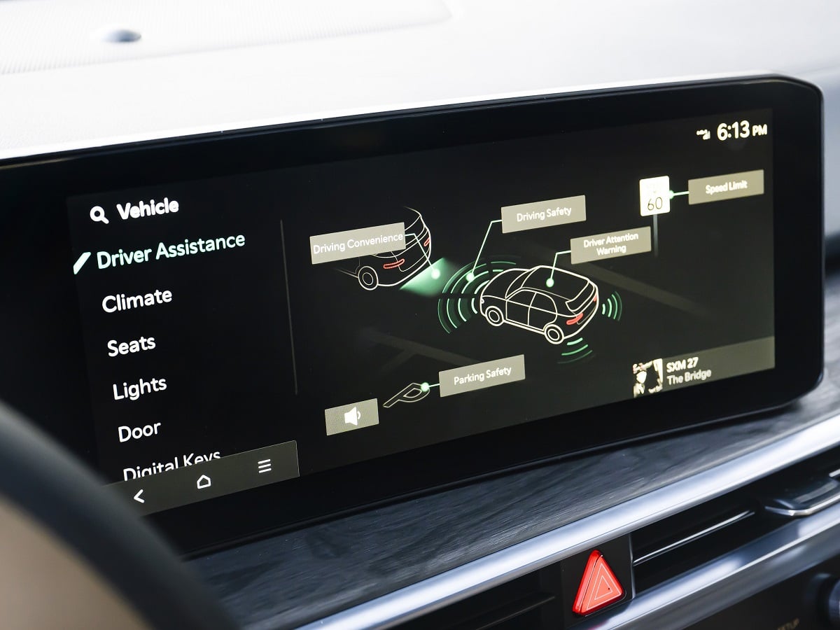 2025 Kia Sorento Driver-Assistance Menu