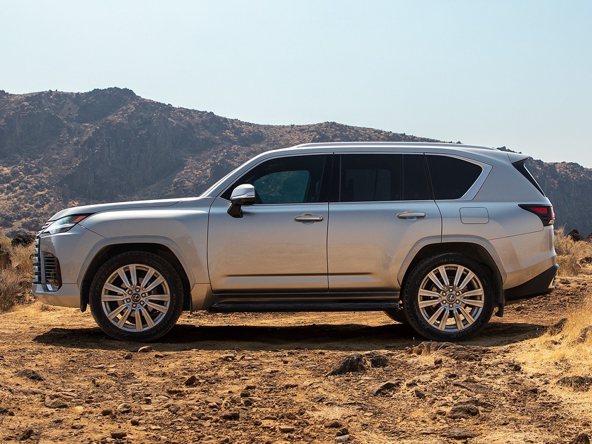 2025 Lexus LX Hybrid Ultra Luxury Silver Side View