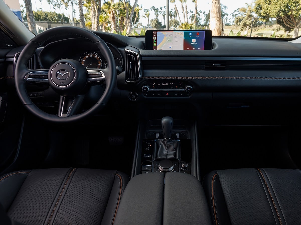 2025 Mazda CX-50 Interior Dashboard
