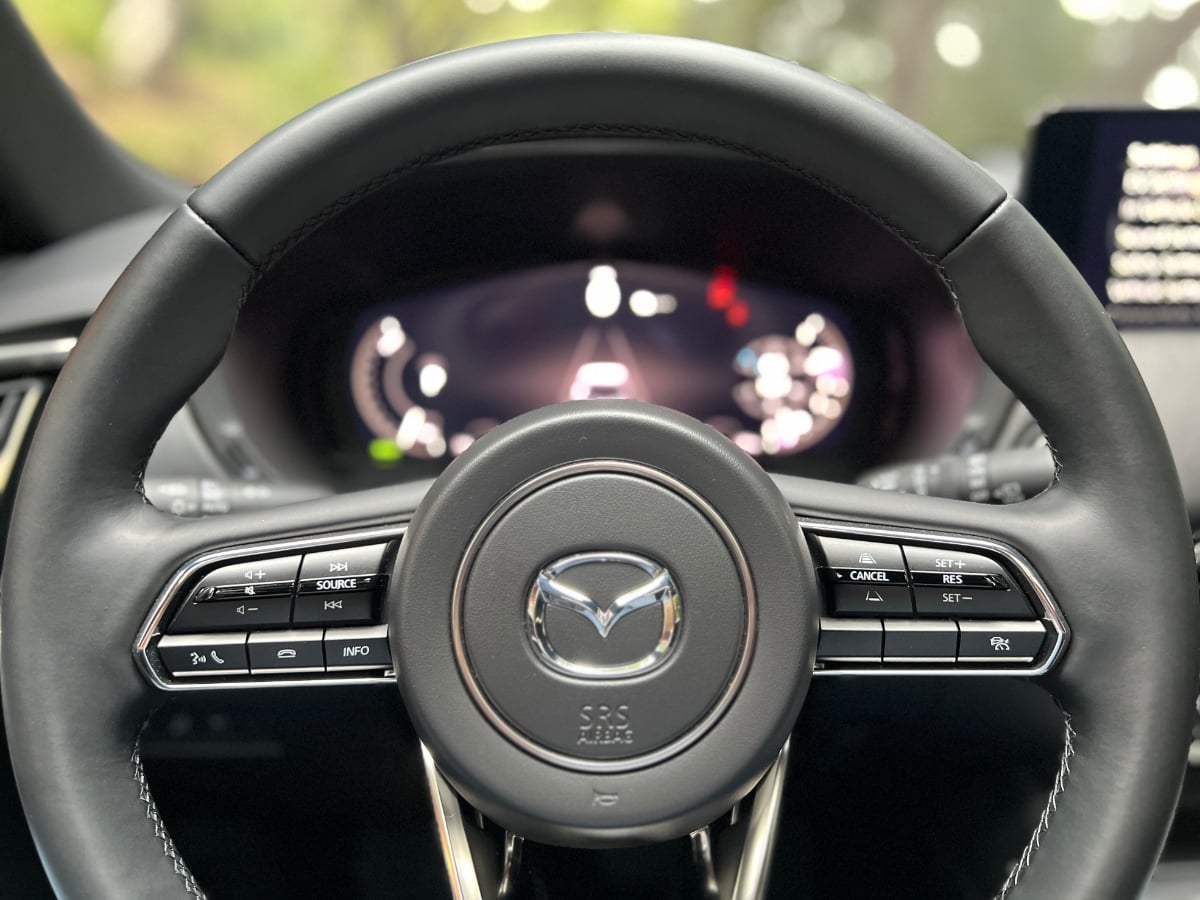 2025 Mazda CX-70 Safety Features