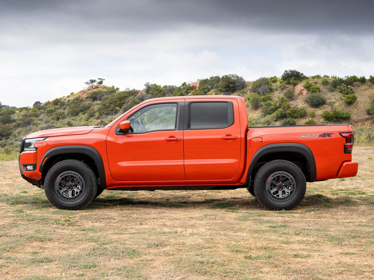 2025 Nissan Frontier Pro-4X Afterburn Orange Side View