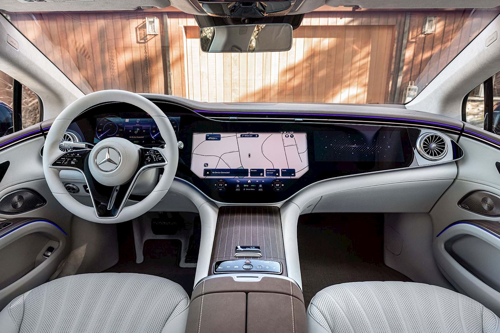 Mercedes Launches The New EQS 580 4MATIC Sedan City Edition interior view