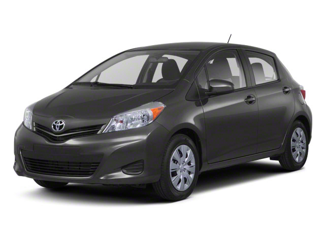 Used 2013 Toyota Yaris Hatchback 5D SE I4 Options